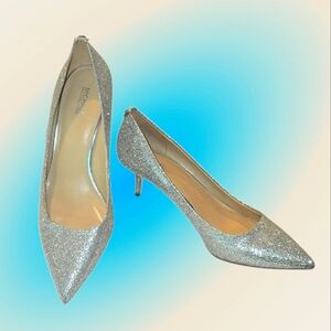 Michael Kors Flex Sole Silver Shimmer Kitten Heel Pumps